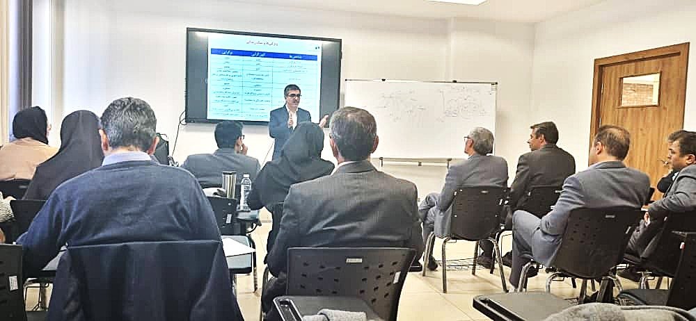 سمینار تقویت شایستکی های رهبری در سازمان در شرکت گاز استان کرمان برگزار شد